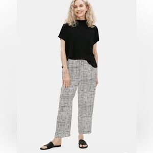 Eileen Fisher Textured Crepe Grid Slouchy Cropped Pant Size Large Bone/Black